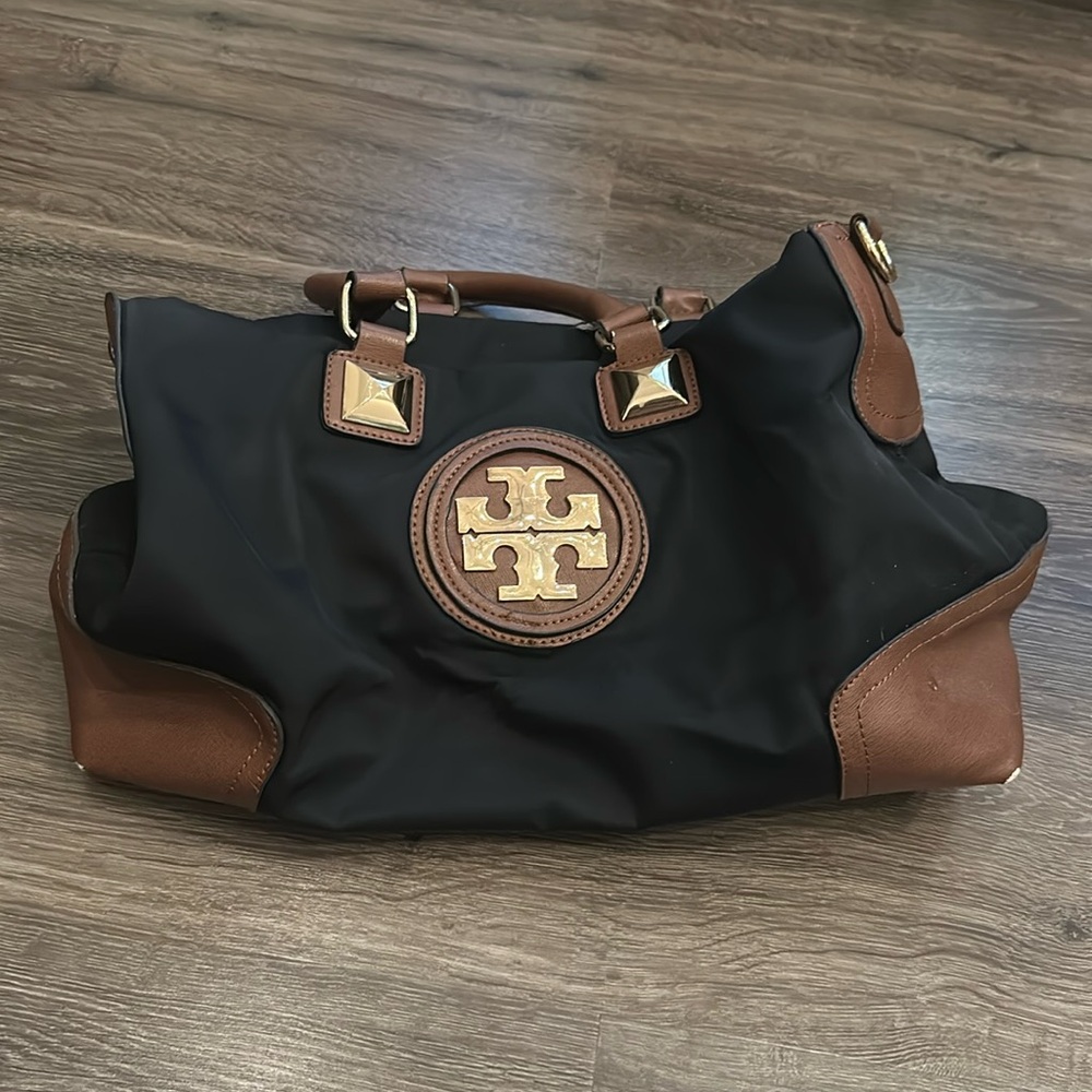 Black & brown bag